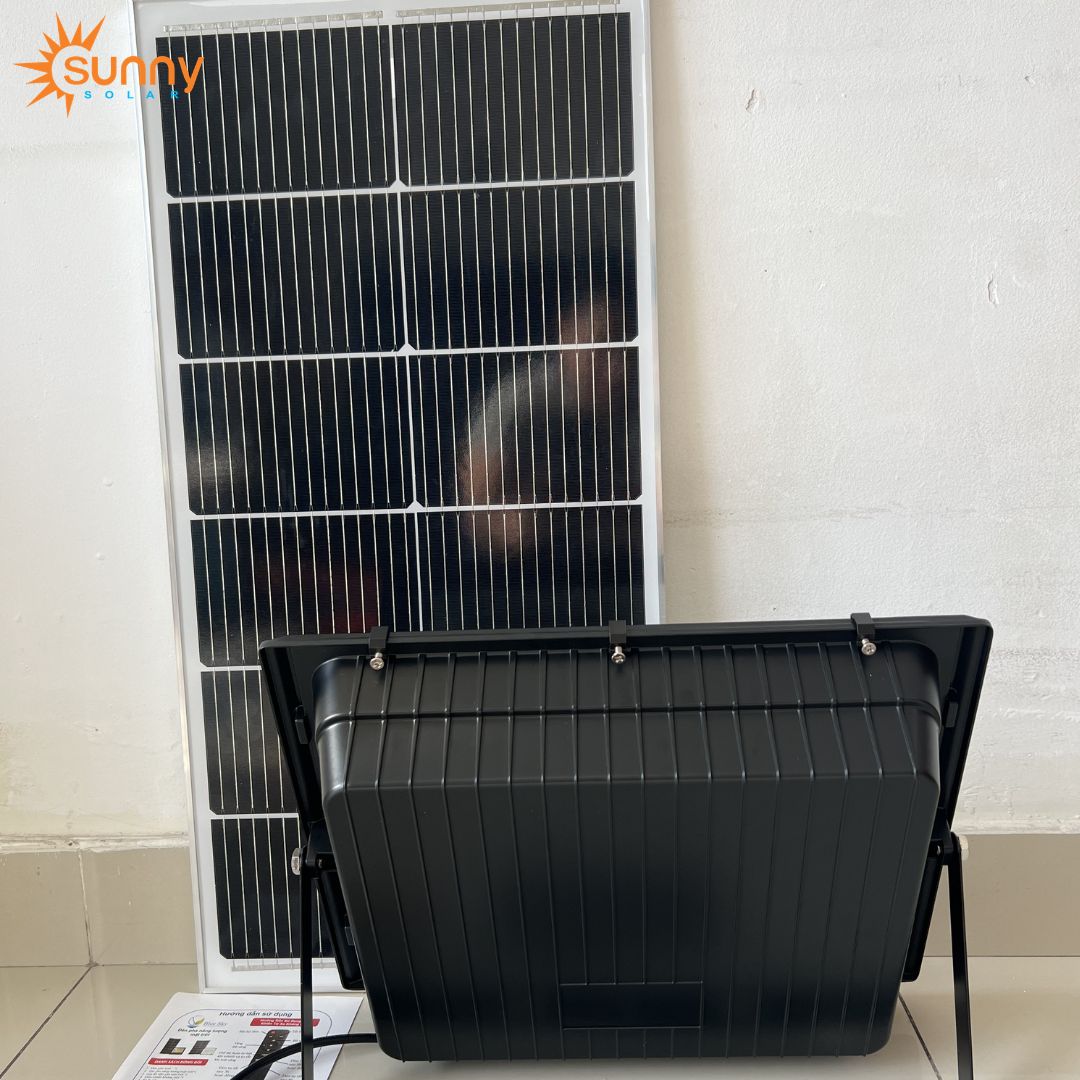 den pha nang luong mat troi 300W NP-300 2